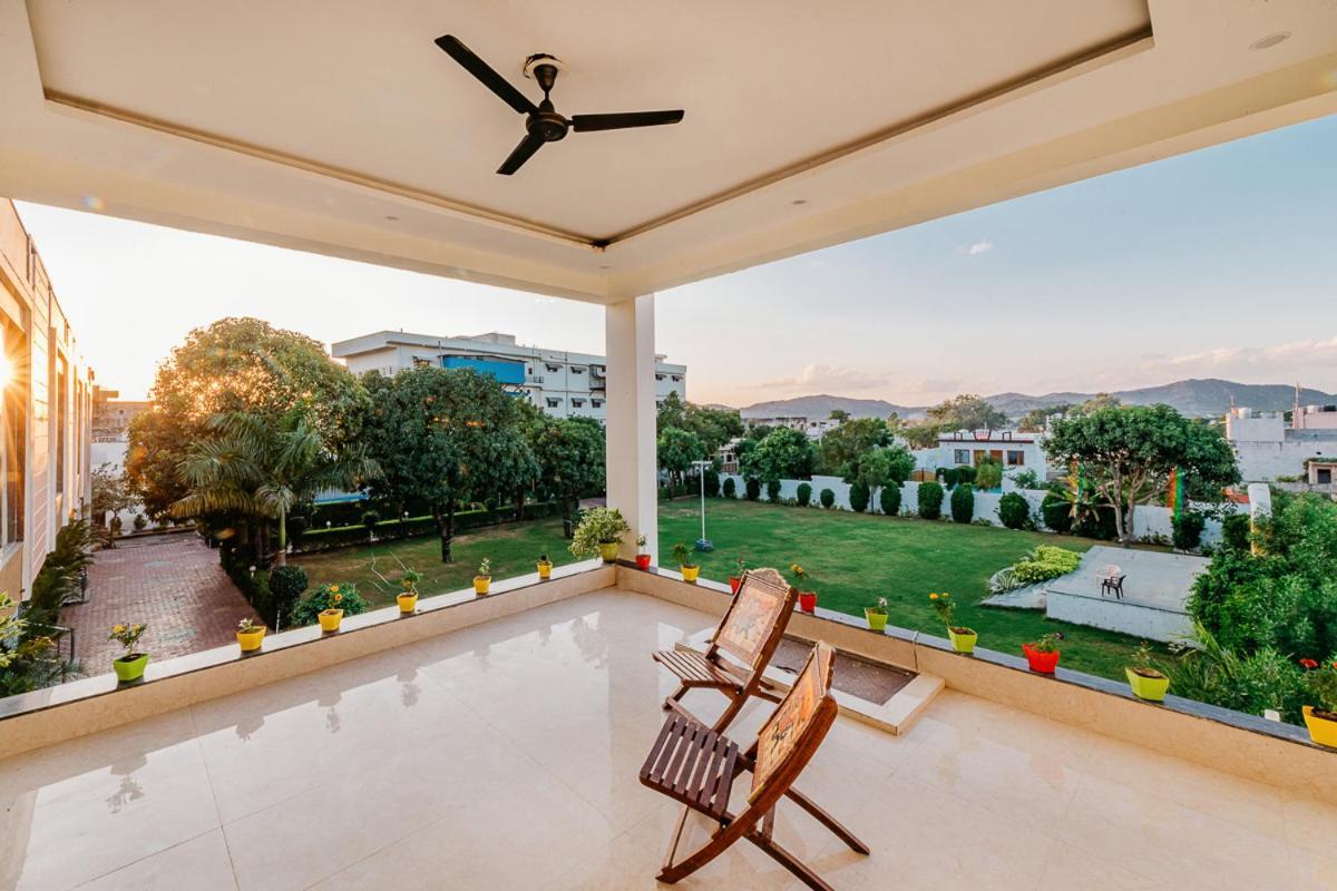 Aditya Palace Pushkar Buitenkant foto