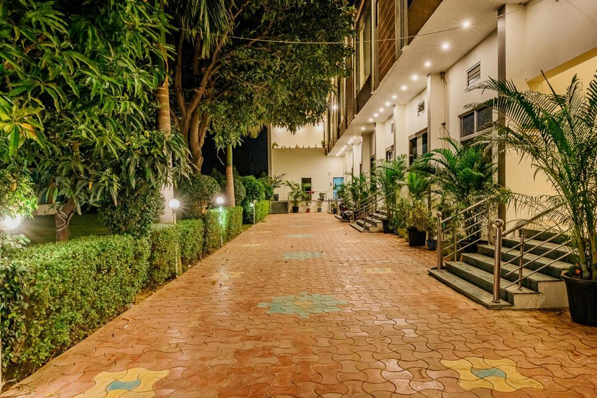 Aditya Palace Pushkar Buitenkant foto